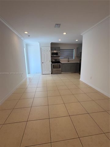 3011 N 74th Avenue, Hollywood, FL 33024