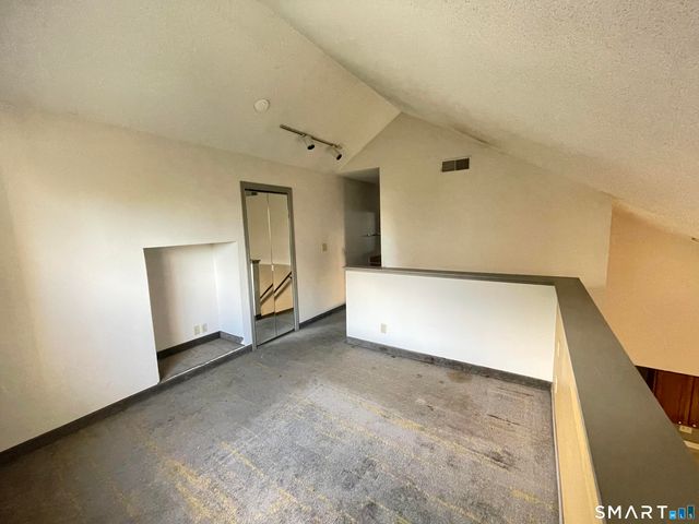 3 Long Wharf Drive, New Haven, CT 06511