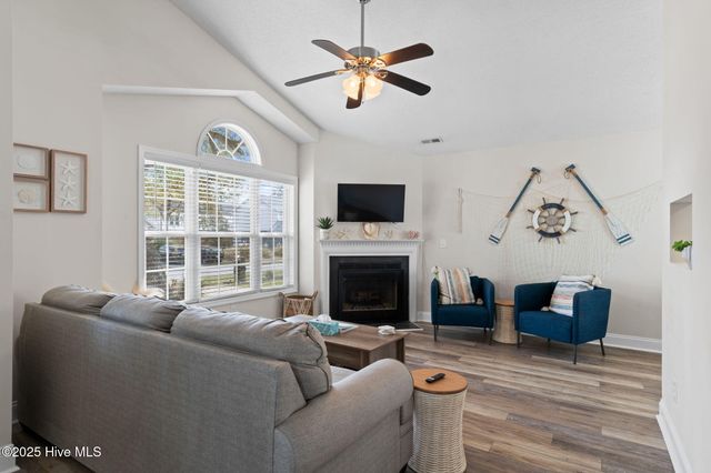 103 NE 5th Street, Oak Island, NC 28465