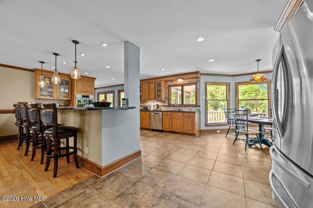 108 Farmington Road, Grimesland, NC 27837