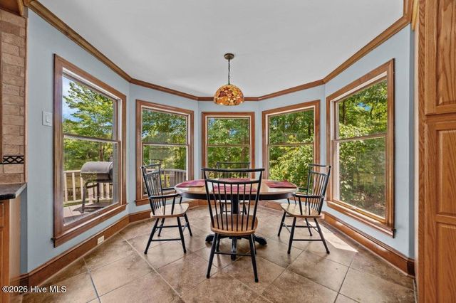 108 Farmington Road, Grimesland, NC 27837