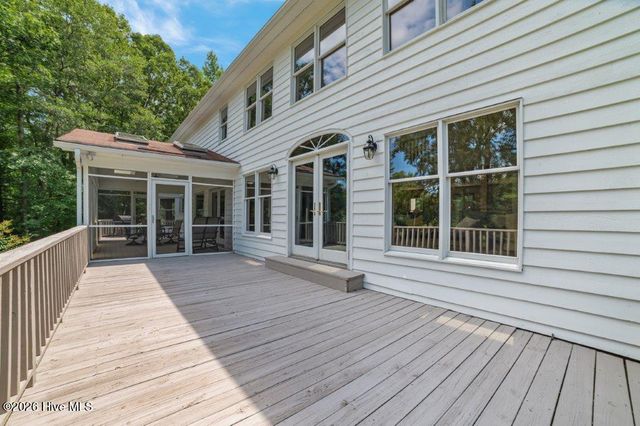 108 Farmington Road, Grimesland, NC 27837