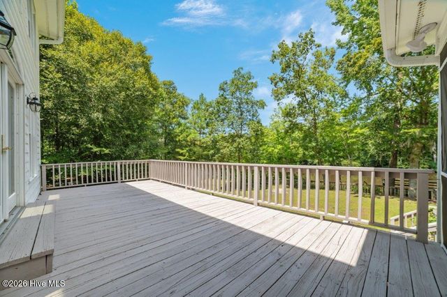108 Farmington Road, Grimesland, NC 27837