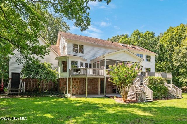 108 Farmington Road, Grimesland, NC 27837