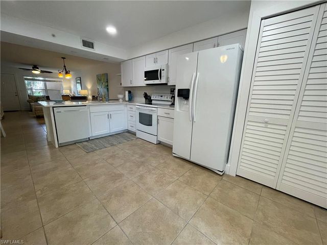 28940 Bermuda Pointe CIR 102, Bonita Springs, FL 34134