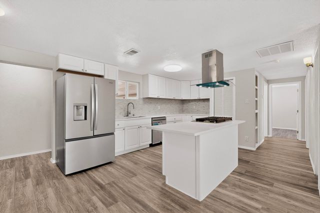 10429 San Jacinto Avenue NE, Albuquerque, NM 87112