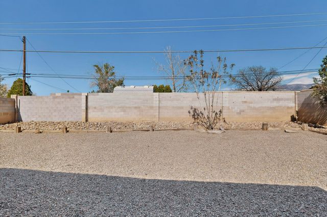 10429 San Jacinto Avenue NE, Albuquerque, NM 87112