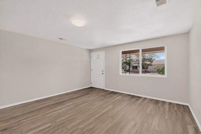 10429 San Jacinto Avenue NE, Albuquerque, NM 87112