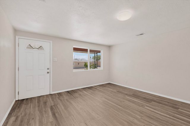 10429 San Jacinto Avenue NE, Albuquerque, NM 87112