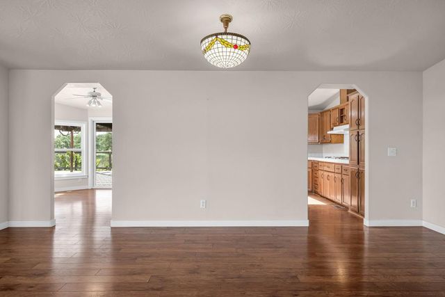 10721 Shenandoah Rd, Plymouth, CA 95669