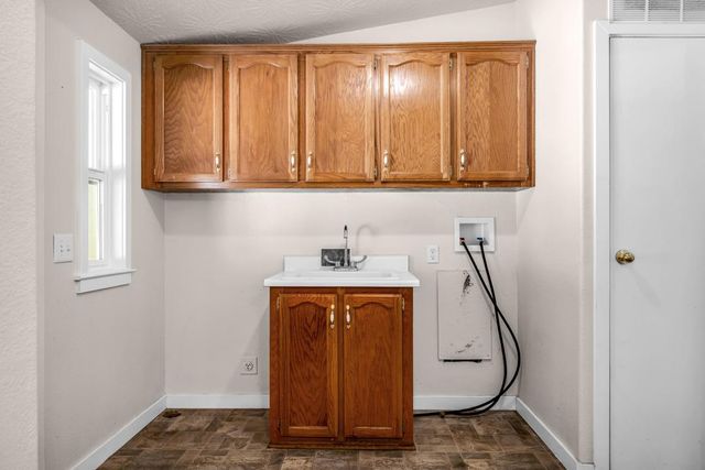 10721 Shenandoah Rd, Plymouth, CA 95669