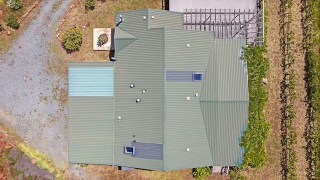 10721 Shenandoah Rd, Plymouth, CA 95669