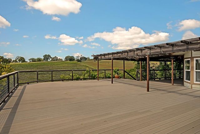 10721 Shenandoah Rd, Plymouth, CA 95669
