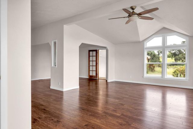 10721 Shenandoah Rd, Plymouth, CA 95669