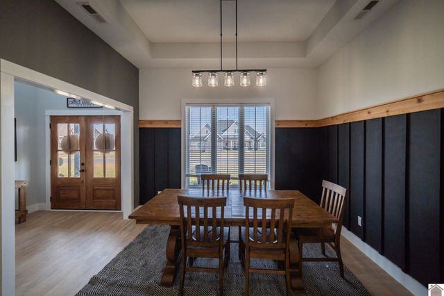 1560 Falcons Ridge Blvd, Paducah, KY 42001