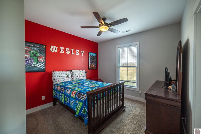 1560 Falcons Ridge Blvd, Paducah, KY 42001