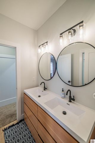 1560 Falcons Ridge Blvd, Paducah, KY 42001