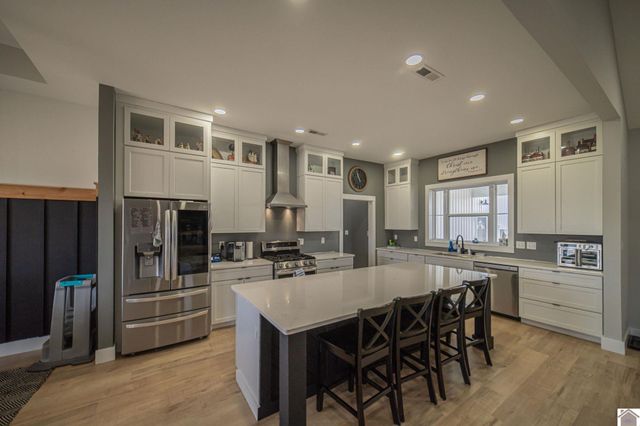 1560 Falcons Ridge Blvd, Paducah, KY 42001