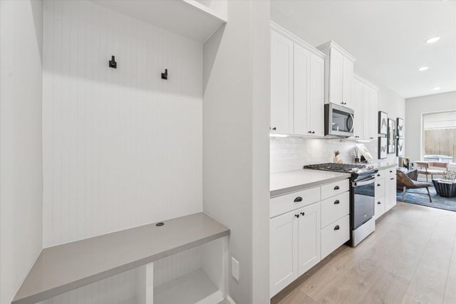 5214 Amber Sunrise Drive, Houston, TX 77018