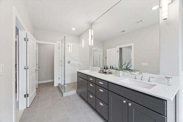 5214 Amber Sunrise Drive, Houston, TX 77018