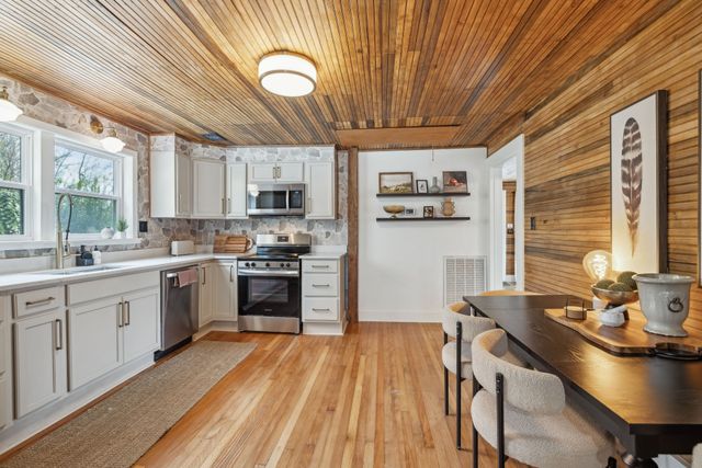 3862 Johnson Hollow Rd, Thompsons Station, TN 37179