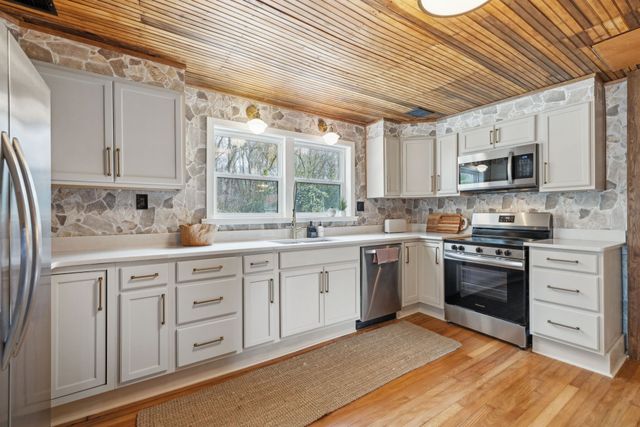 3862 Johnson Hollow Rd, Thompsons Station, TN 37179