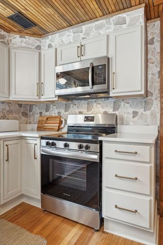 3862 Johnson Hollow Rd, Thompsons Station, TN 37179