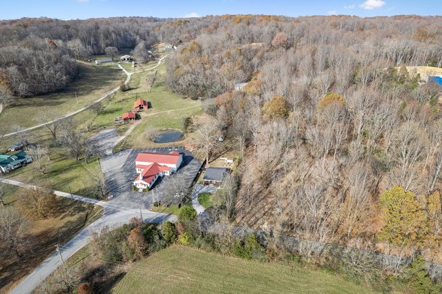 3862 Johnson Hollow Rd, Thompsons Station, TN 37179