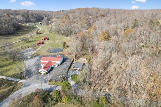 3862 Johnson Hollow Rd, Thompsons Station, TN 37179