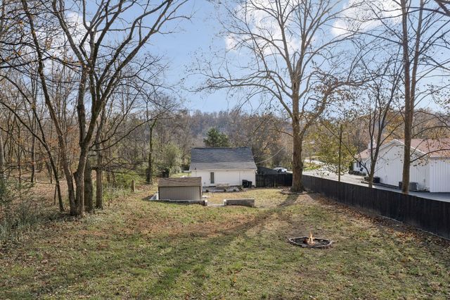 3862 Johnson Hollow Rd, Thompsons Station, TN 37179