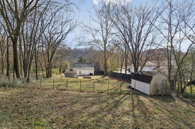 3862 Johnson Hollow Rd, Thompsons Station, TN 37179