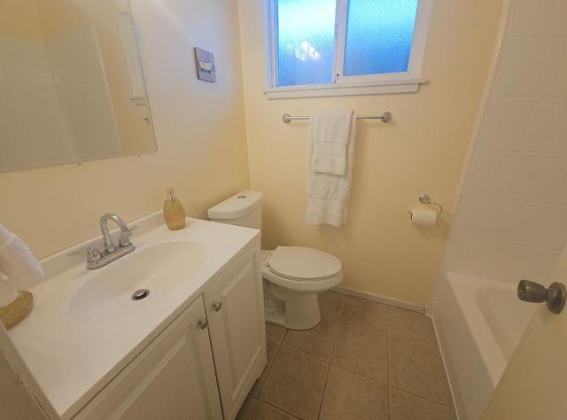 512 Hurlingame Avenue, Redwood City, CA 94063