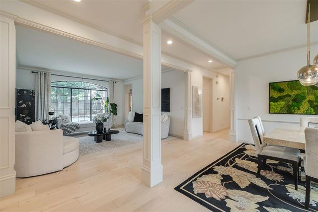 1009 Glenridge Drive, Edmond, OK 73013