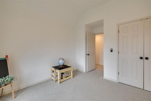 1009 Glenridge Drive, Edmond, OK 73013