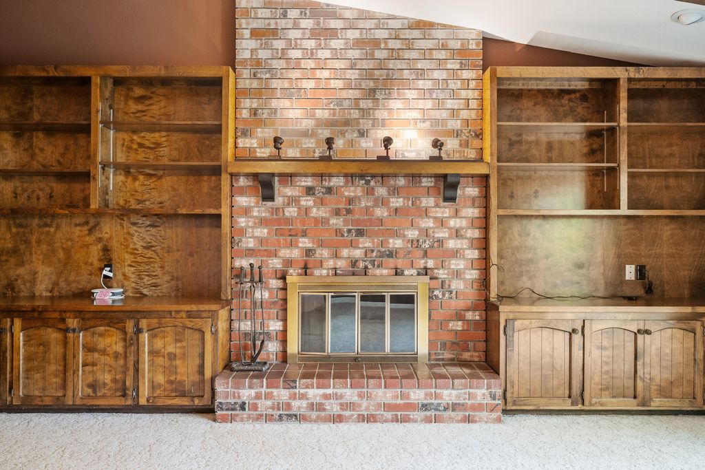 4053 Remington Drive, Redding, CA 96001