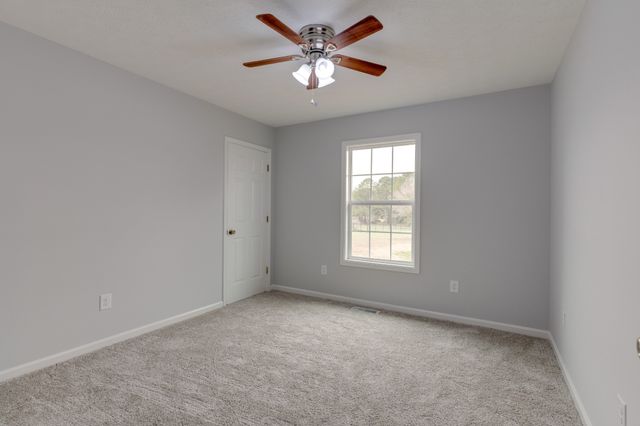 679 Airport Rd, Portland, TN 37148