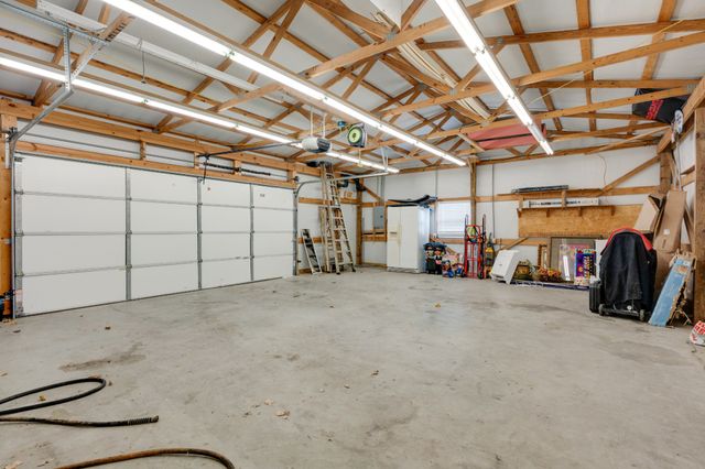 679 Airport Rd, Portland, TN 37148