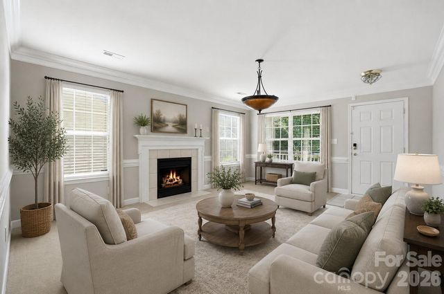 1135 Stonehenge Lane, Charlotte, NC 28216