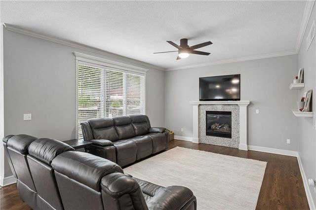 6923 N Colorado Avenue, Kansas City, MO 64119