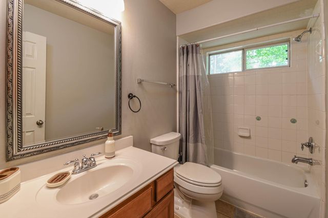 3110 Legends Mist Drive, Spring, TX 77386