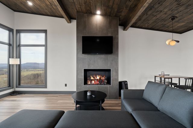 431 Bald Knob Cummings cove roads, Doyle, TN 38559