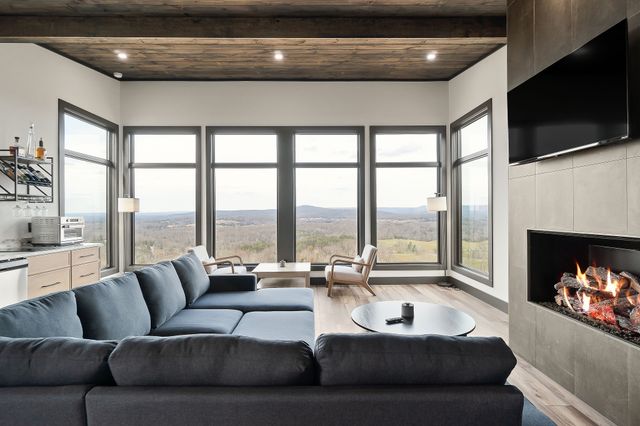 431 Bald Knob Cummings cove roads, Doyle, TN 38559