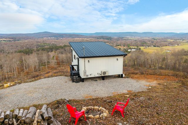 431 Bald Knob Cummings cove roads, Doyle, TN 38559