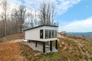 431 Bald Knob Cummings cove roads, Doyle, TN 38559