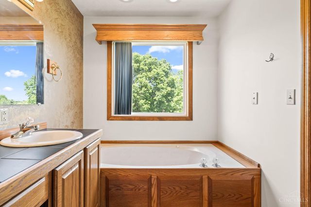 6821 Cincinnati Dayton Road, Liberty Twp, OH 45044
