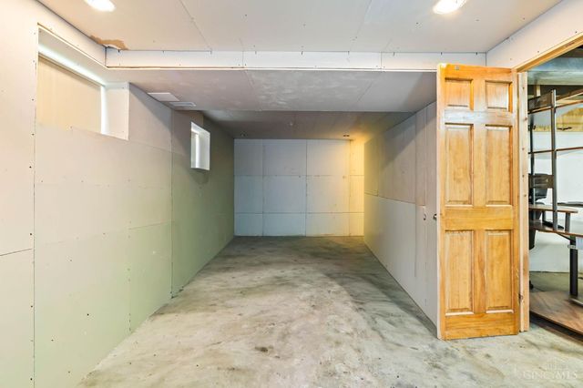 6821 Cincinnati Dayton Road, Liberty Twp, OH 45044