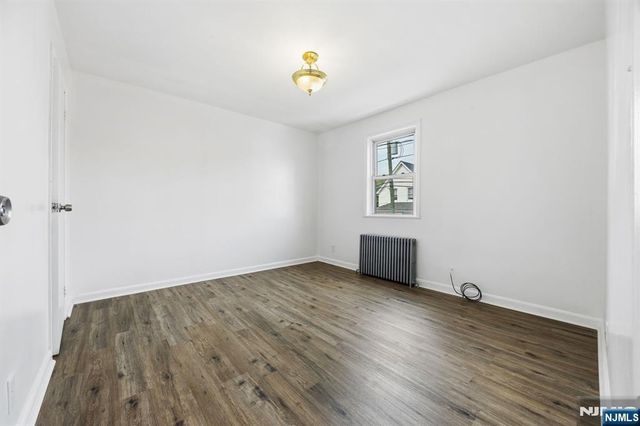 826 7th Street, Secaucus, NJ 07094