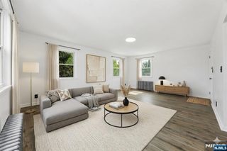 826 7th Street, Secaucus, NJ 07094