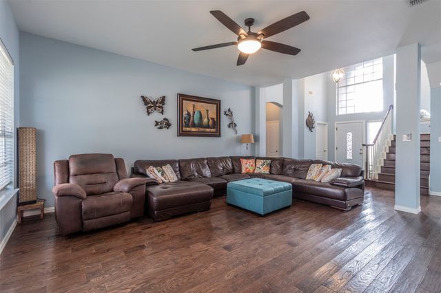 2834 Alcot Lane, Grand Prairie, TX 75052