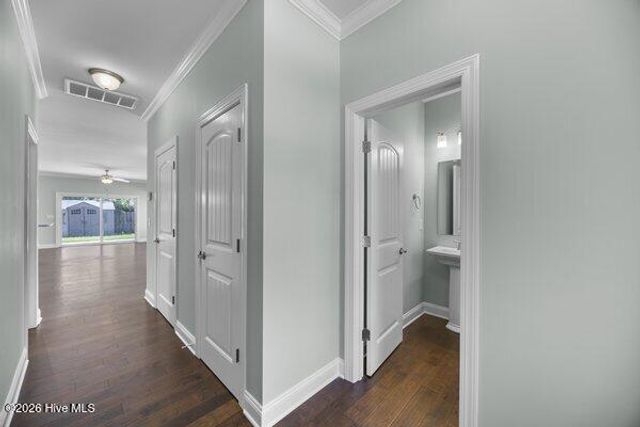 4550 Huntsman Court, Castle Hayne, NC 28429